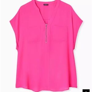 Gently used Torrid sz 2x Georgette Zip-Front Dolman Blouse Hot pink!!!